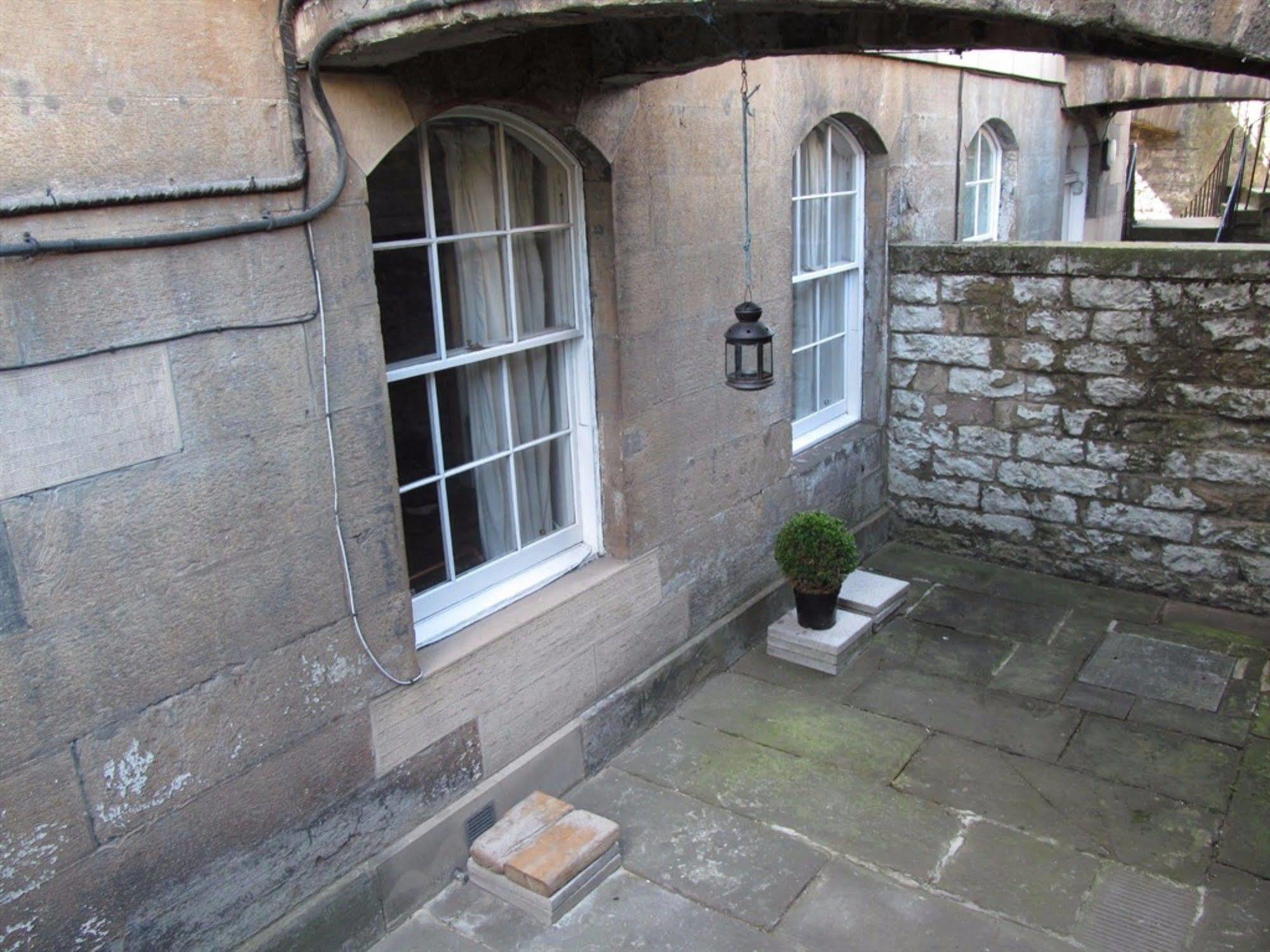Lantern Guest House EDI Exterior foto